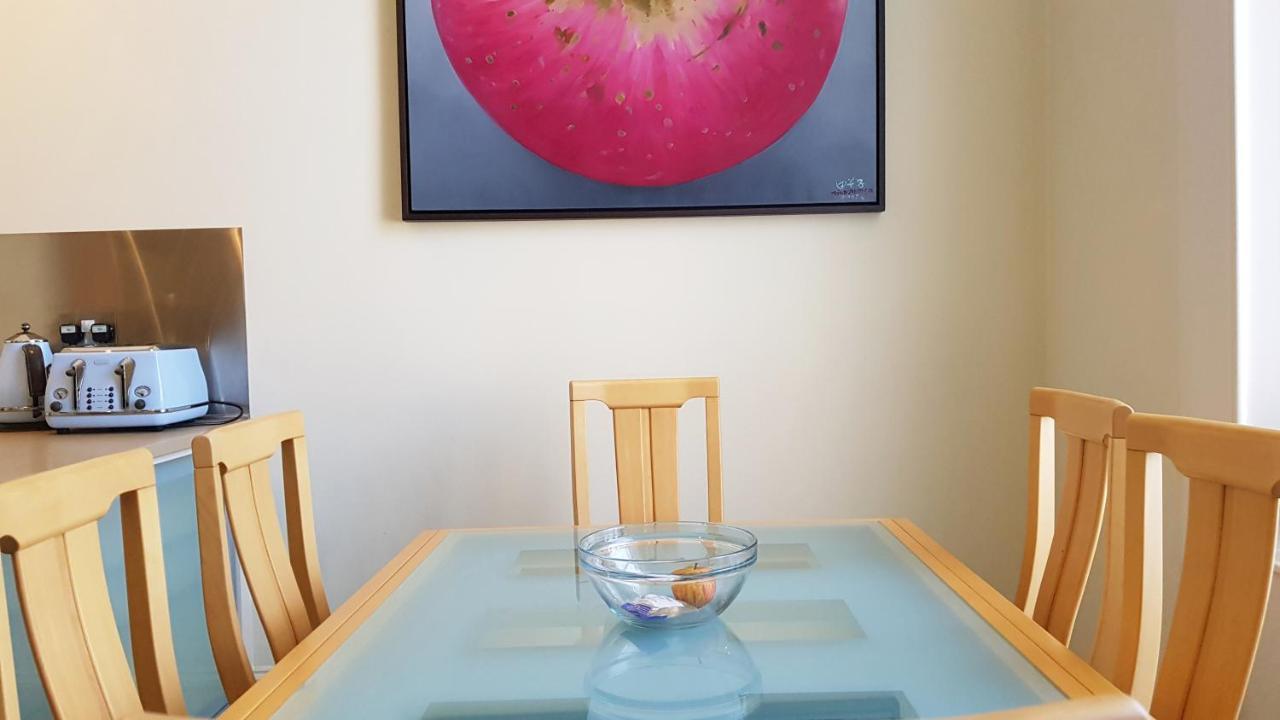 Stylish Central Edinburgh Apartment מראה חיצוני תמונה