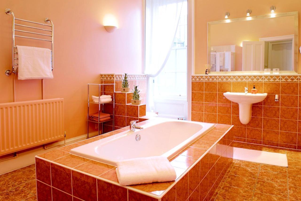 Stylish Central Edinburgh Apartment מראה חיצוני תמונה