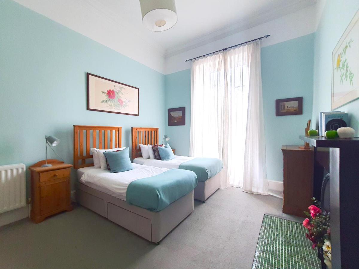 Stylish Central Edinburgh Apartment מראה חיצוני תמונה